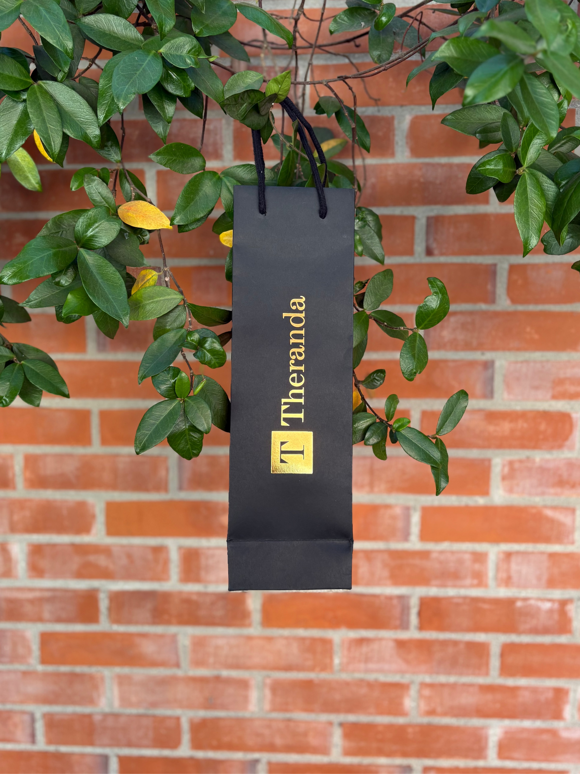 SHOPPER LUXURY WINE